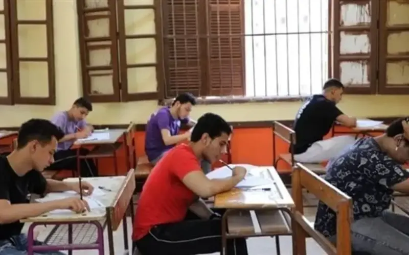 عاجل| باقي من الزمن 20 يومًا.. الجدول الكامل لامتحانات الثانوية العامة 2026
